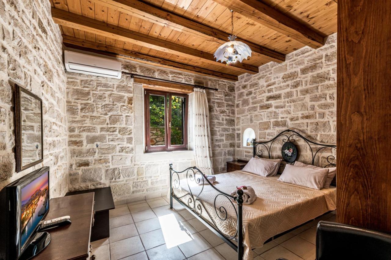 Villa Despina Prinés Esterno foto